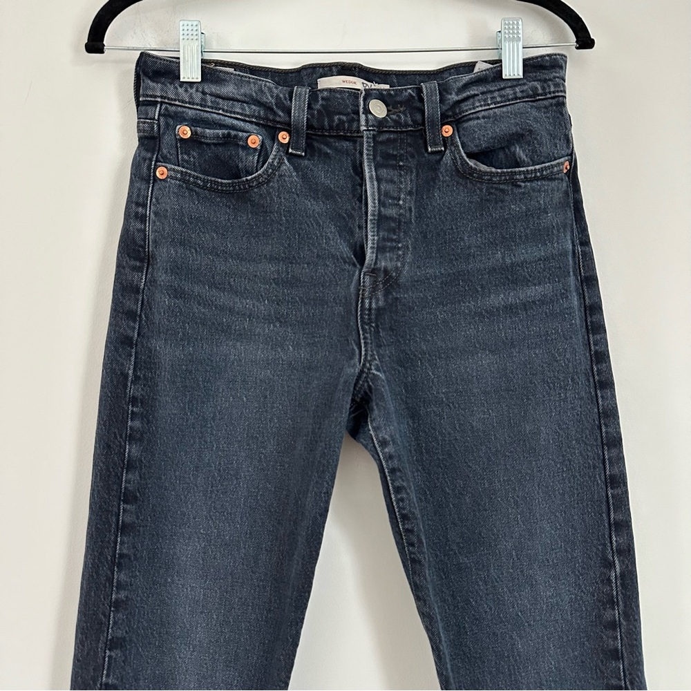LEVI’S Wedgie Icon Fit Jeans - Picture 5 of 15